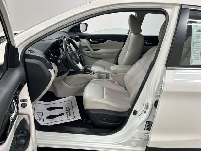 2022 Nissan Rogue Sport SL AWD Xtronic CVT