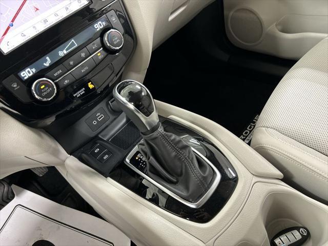 2022 Nissan Rogue Sport SL AWD Xtronic CVT