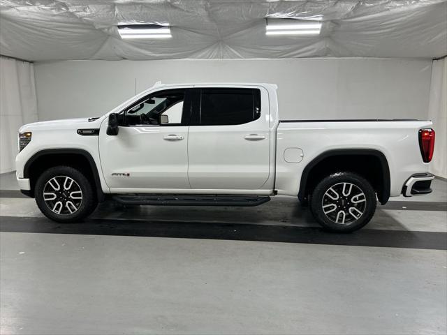 2023 GMC Sierra 1500 4WD Crew Cab Short Box AT4