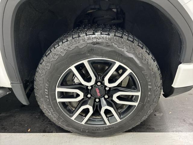 2023 GMC Sierra 1500 4WD Crew Cab Short Box AT4