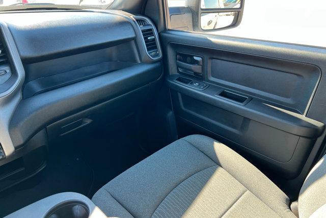 2024 Ram 3500 Tradesman Crew Cab 4x4 6'4" Box