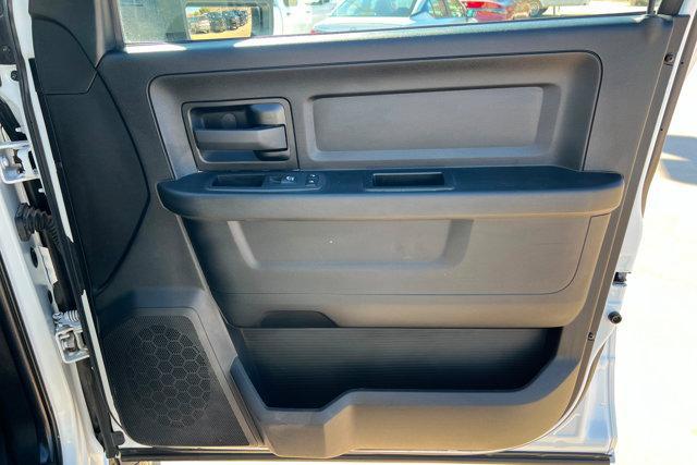 2024 Ram 3500 Tradesman Crew Cab 4x4 6'4" Box