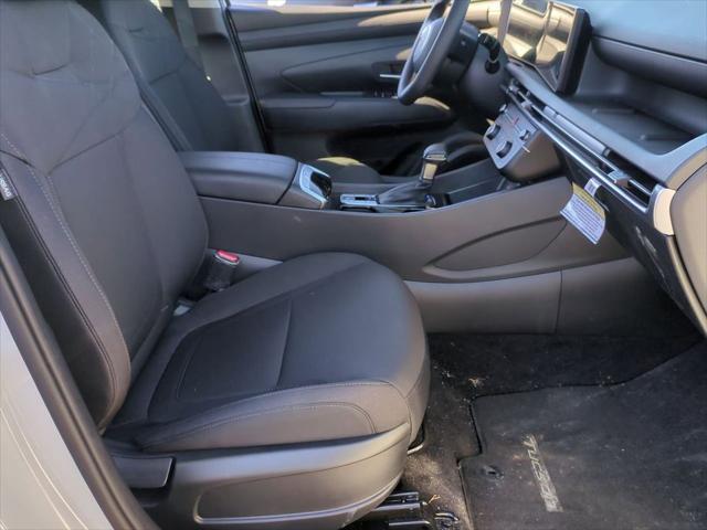 2025 Hyundai Tucson SE