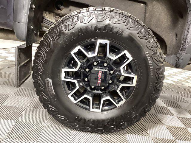 2024 GMC Sierra 2500HD 4WD Crew Cab Standard Bed AT4X