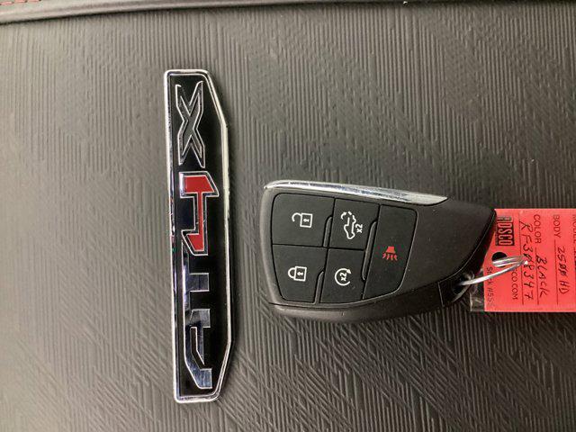 2024 GMC Sierra 2500HD 4WD Crew Cab Standard Bed AT4X