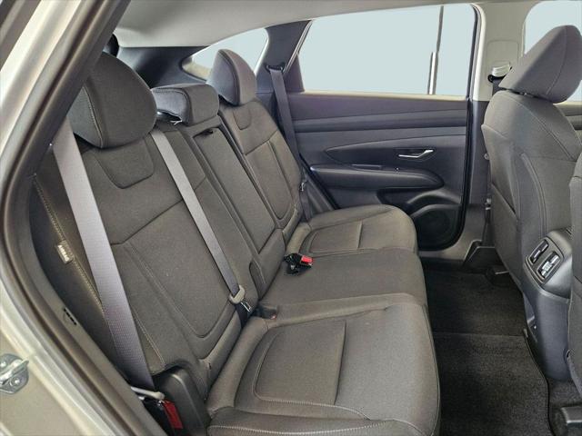 2026 Hyundai Tucson Hybrid Blue SE