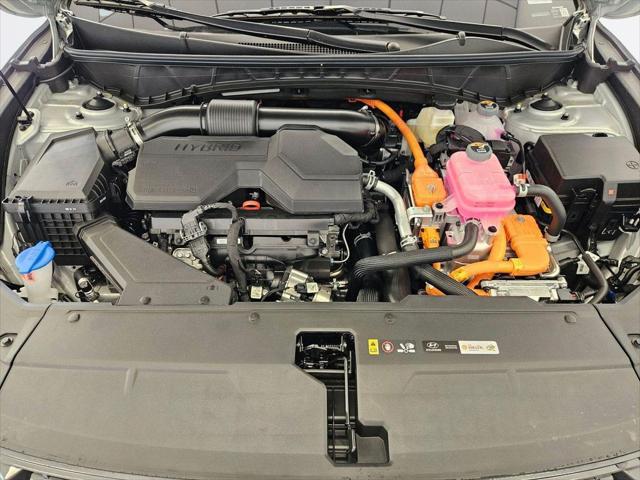 2026 Hyundai Tucson Hybrid Blue SE