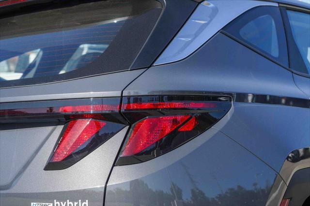 2026 Hyundai Tucson Hybrid Blue SE