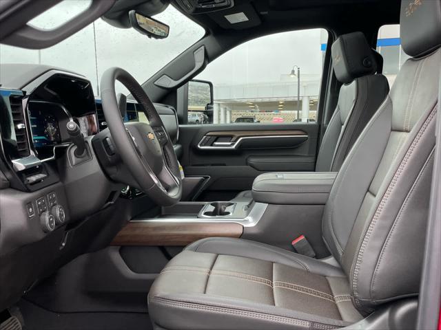 2026 Chevrolet Silverado 3500HD Crew Cab, Standard Bed, High Country, 4WD