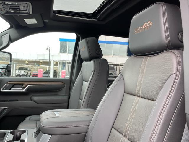 2026 Chevrolet Silverado 3500HD Crew Cab, Standard Bed, High Country, 4WD