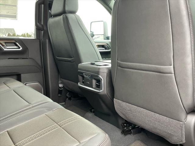 2026 Chevrolet Silverado 3500HD Crew Cab, Standard Bed, High Country, 4WD