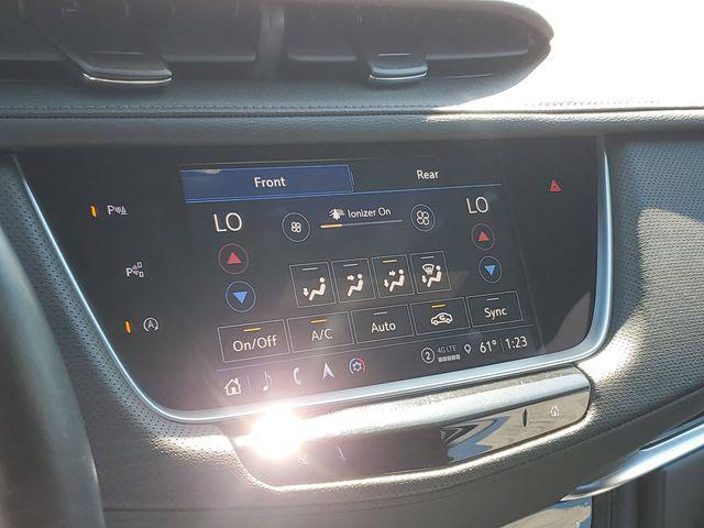 2022 Cadillac XT5 AWD Premium Luxury
