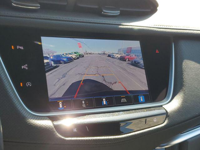 2022 Cadillac XT5 AWD Premium Luxury