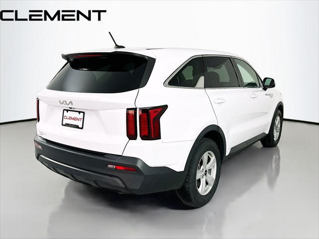 2023 Kia Sorento LX