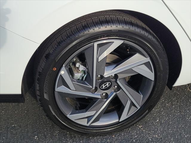 2026 Hyundai Elantra Hybrid Limited