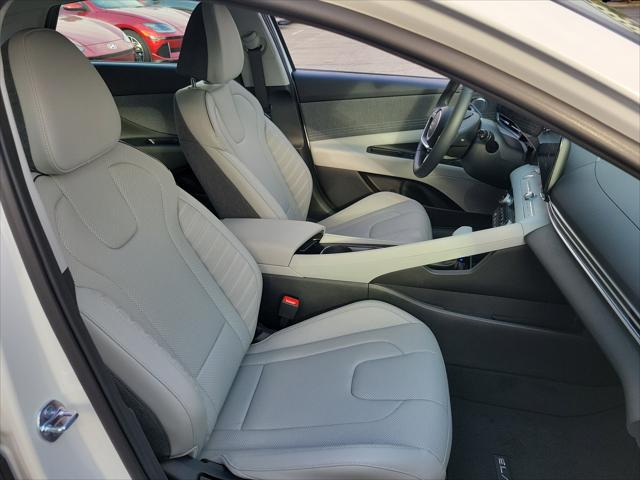 2026 Hyundai Elantra Hybrid Limited
