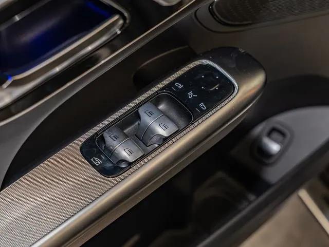 2026 Mercedes-Benz GLC 4MATIC