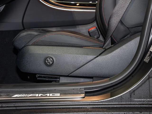 2026 Mercedes-Benz GLC 4MATIC