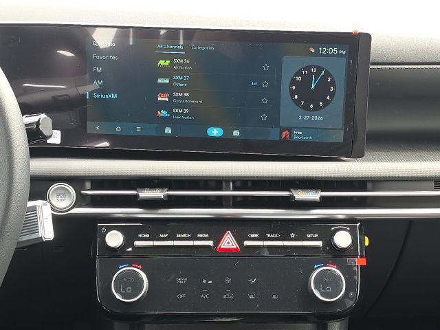 2026 Hyundai Tucson Hybrid Blue SE