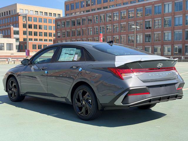 2026 Hyundai Elantra Hybrid SEL Sport