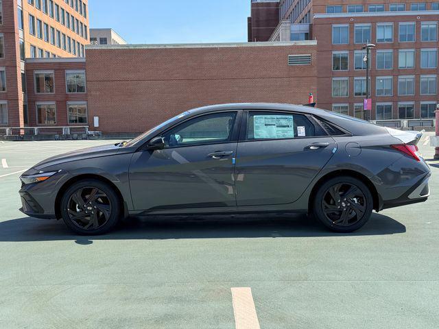 2026 Hyundai Elantra Hybrid SEL Sport