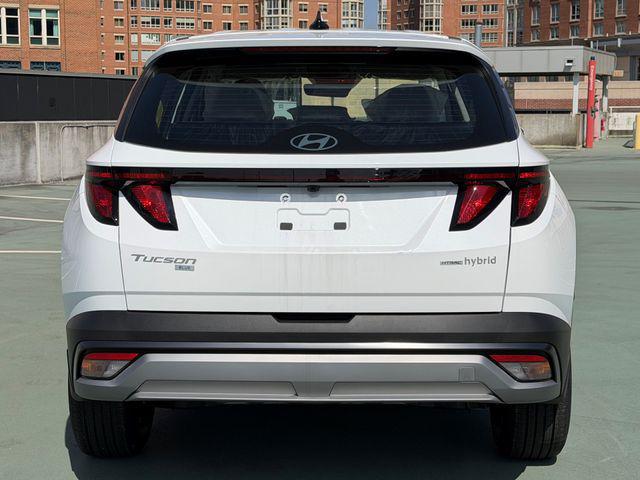 2026 Hyundai Tucson Hybrid Blue SE