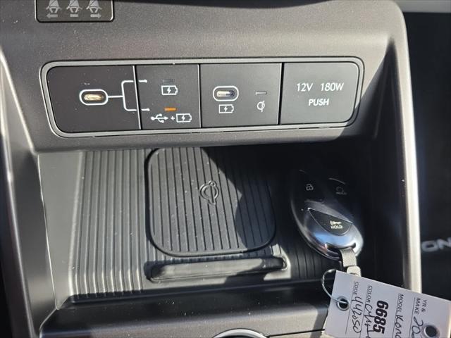 2026 Hyundai Kona SEL Premium