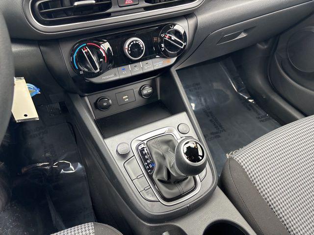 2023 Hyundai Kona SE