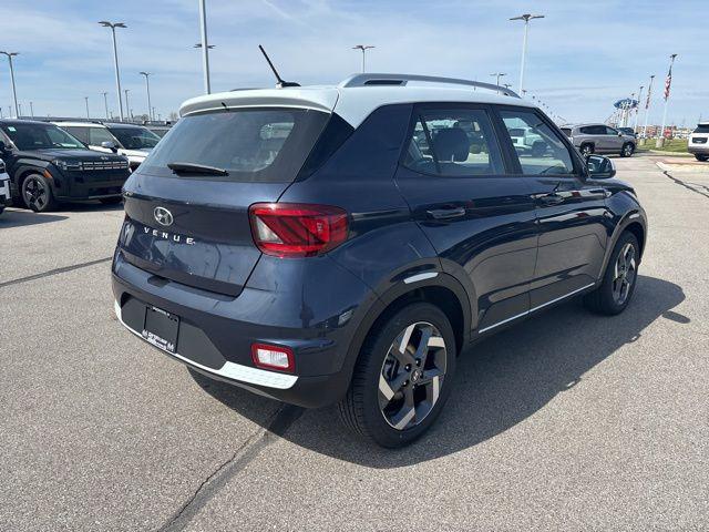 2026 Hyundai Venue SEL w/Two-Tone Roof