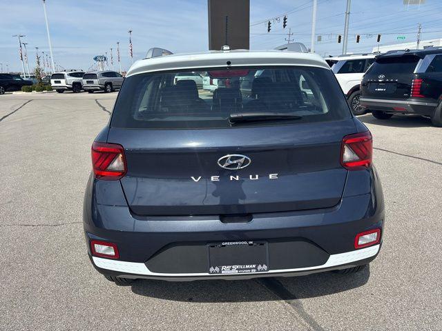 2026 Hyundai Venue SEL w/Two-Tone Roof