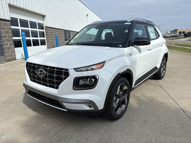 2026 Hyundai Venue SEL w/Two-Tone Roof