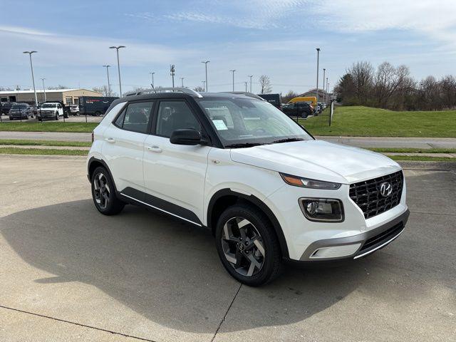 2026 Hyundai Venue SEL w/Two-Tone Roof