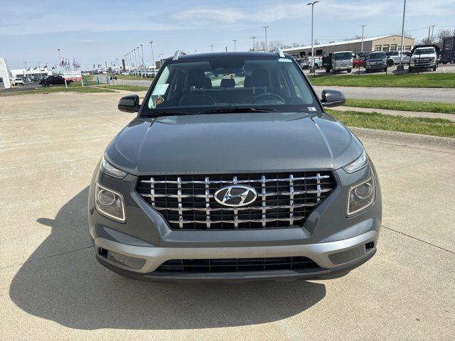 2026 Hyundai Venue SEL w/Two-Tone Roof
