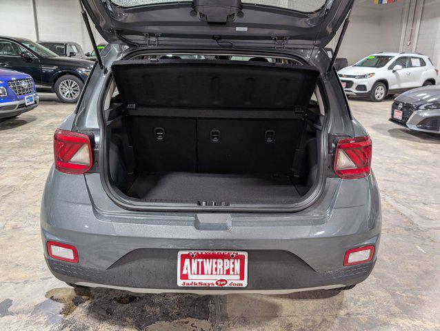 2026 Hyundai Venue SE