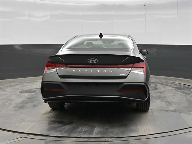 2026 Hyundai Elantra Hybrid SEL Sport