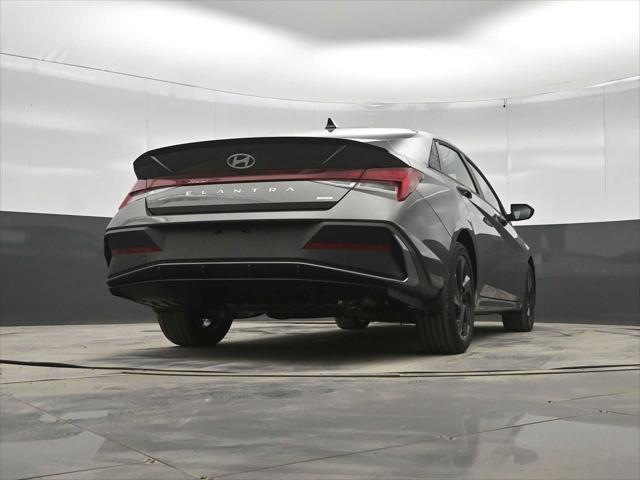 2026 Hyundai Elantra Hybrid SEL Sport