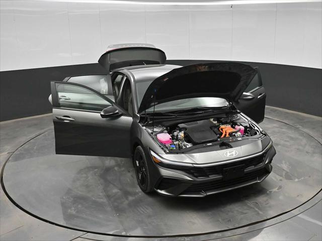 2026 Hyundai Elantra Hybrid SEL Sport