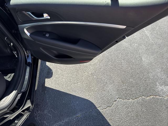2025 Genesis G70 2.5T RWD