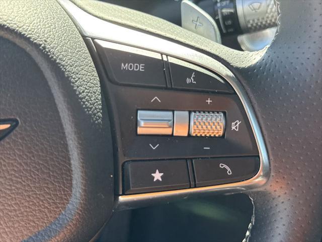 2025 Genesis G70 2.5T RWD