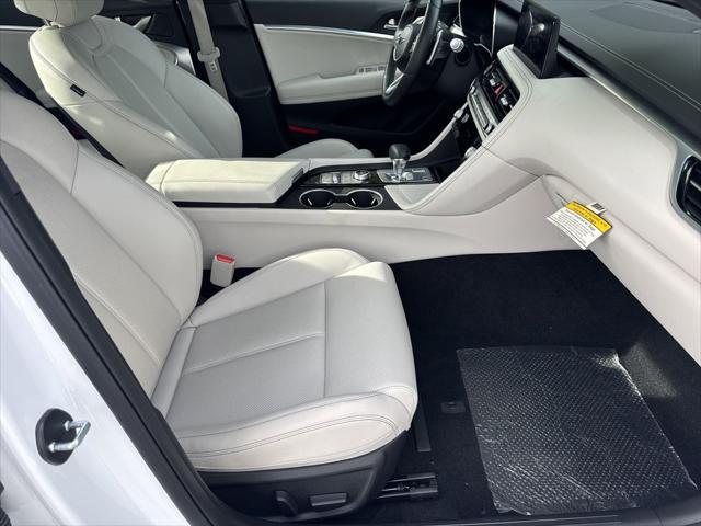 2025 Genesis G70 2.5T RWD