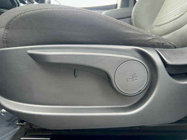 2023 Hyundai Santa Cruz SE