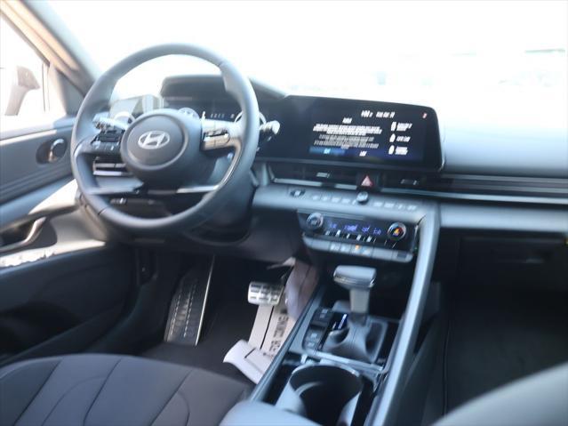 2026 Hyundai Elantra Hybrid SEL Sport