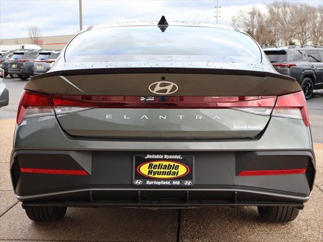 2026 Hyundai Elantra SEL Sport