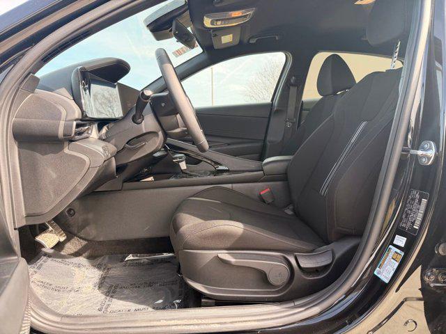 2025 Hyundai Elantra Hybrid SEL Sport