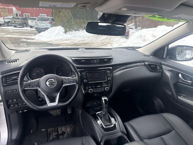 2022 Nissan Rogue Sport SL AWD Xtronic CVT