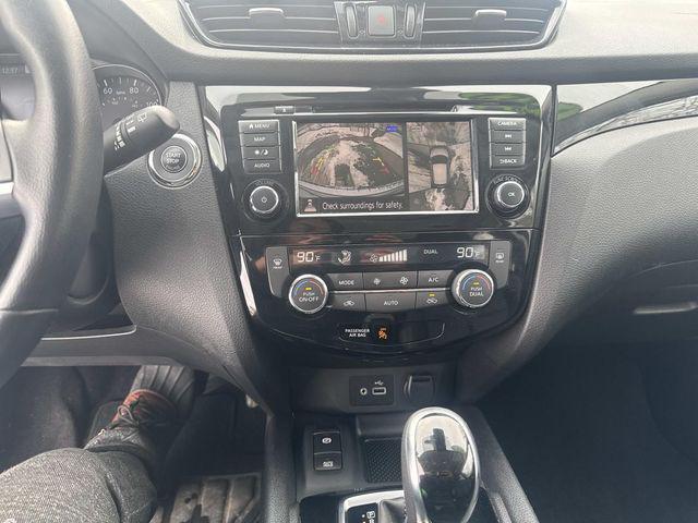 2022 Nissan Rogue Sport SL AWD Xtronic CVT