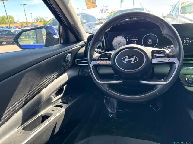 2025 Hyundai Elantra SEL Convenience