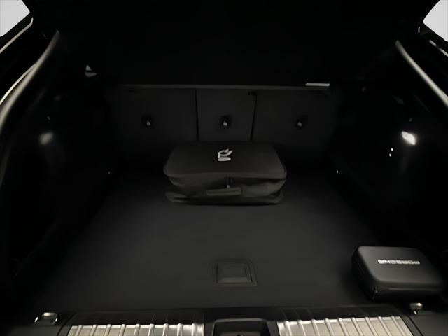 2025 Porsche Macan Electric 4S
