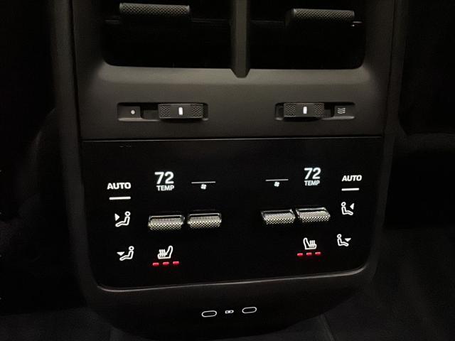 2025 Porsche Macan Electric 4S