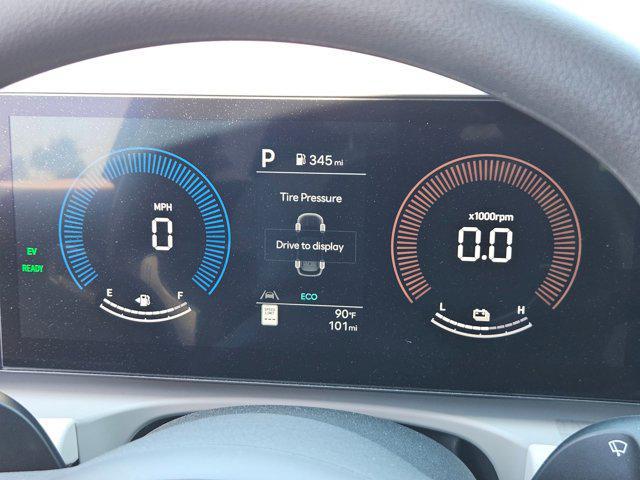 2026 Hyundai Tucson Hybrid Blue SE